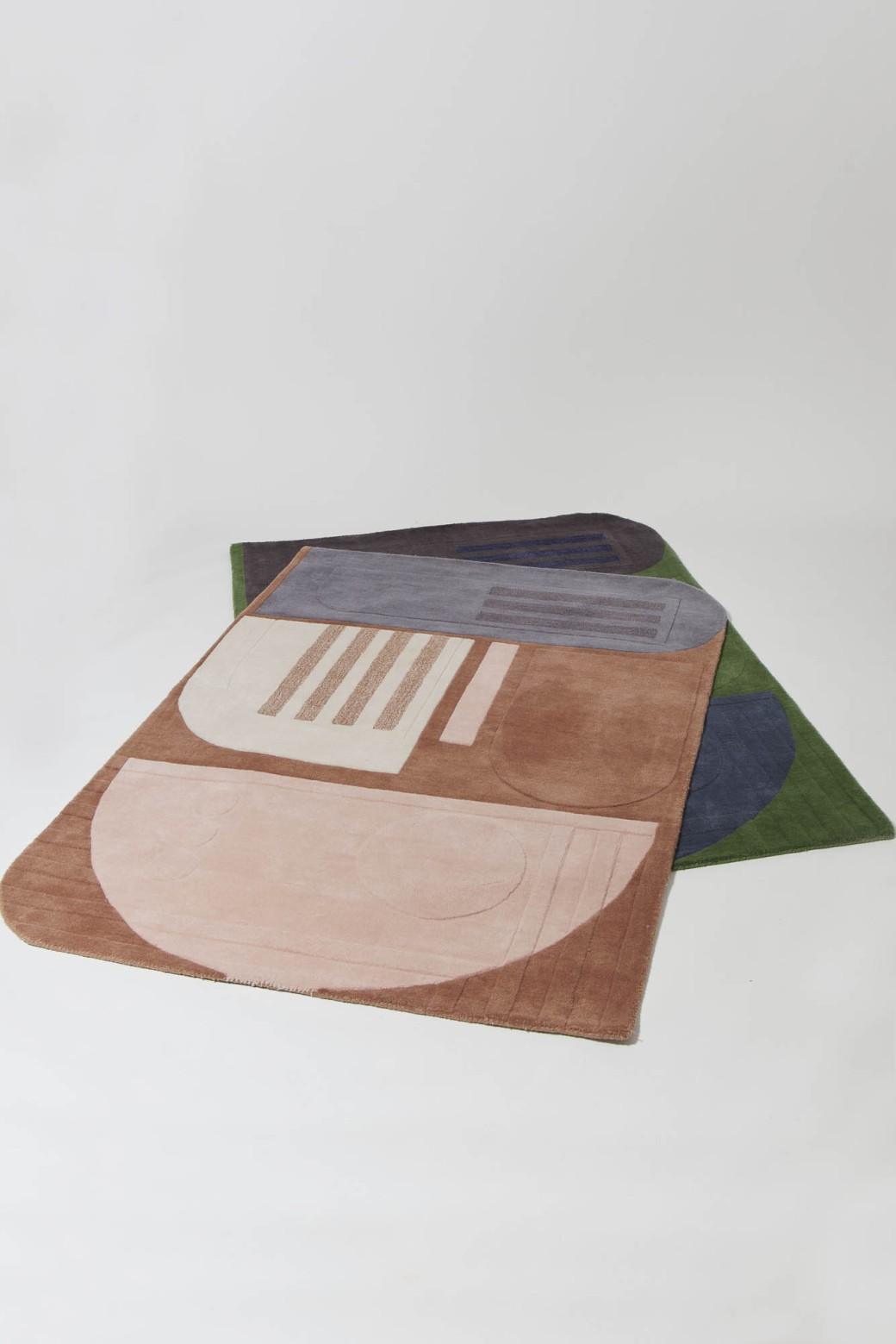 Mélodie Green Wool Rug 140x200 | Mapoésie Paris