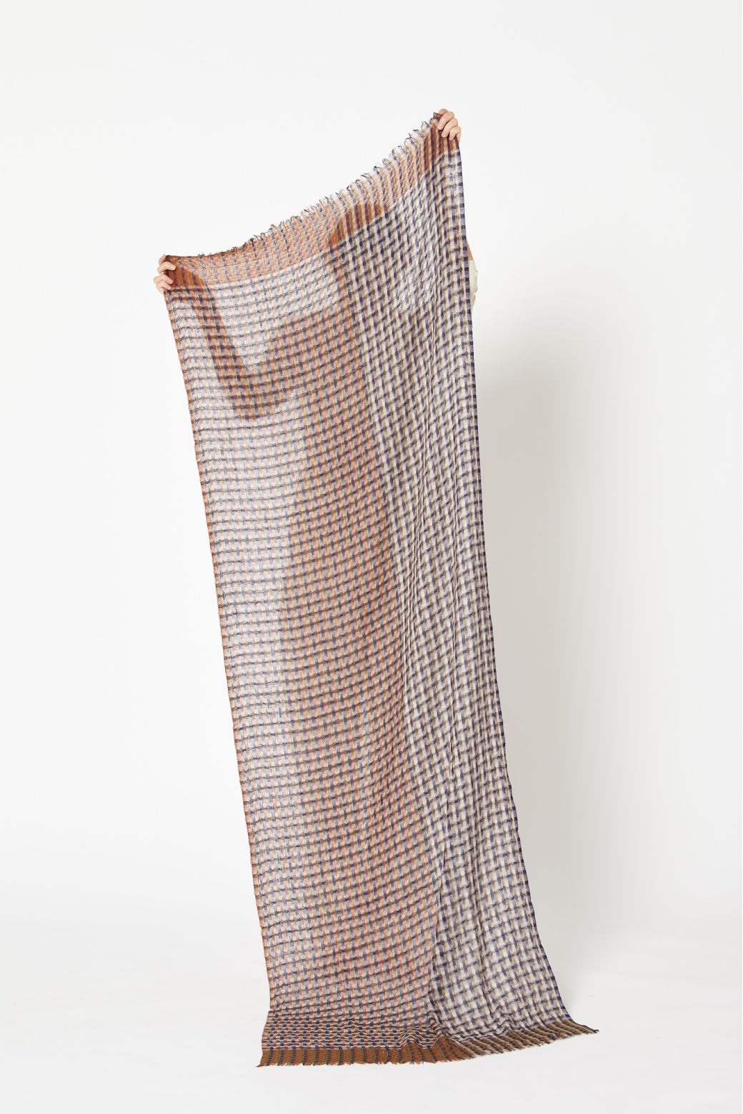 SMOKED AVENTURE SCARF