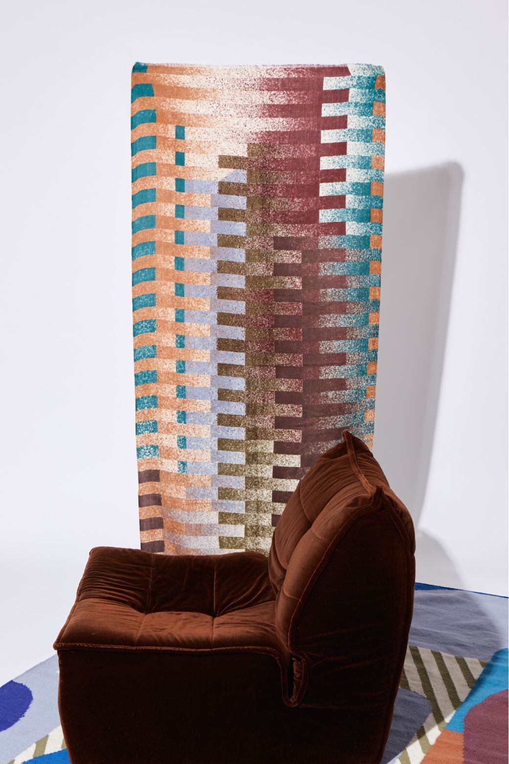 BROWN MUSICAL SCARF