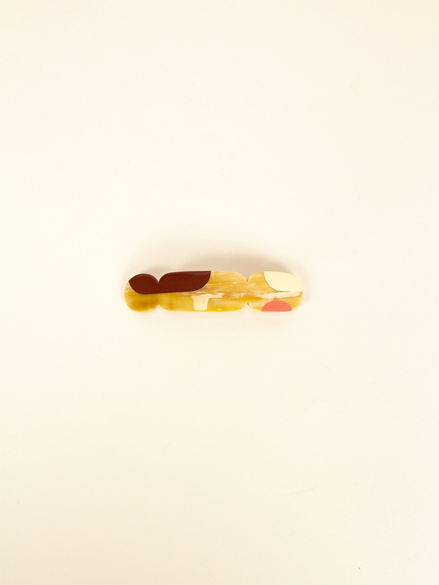 Nymph Hair Clip in blond horn and Bordeaux lacquer