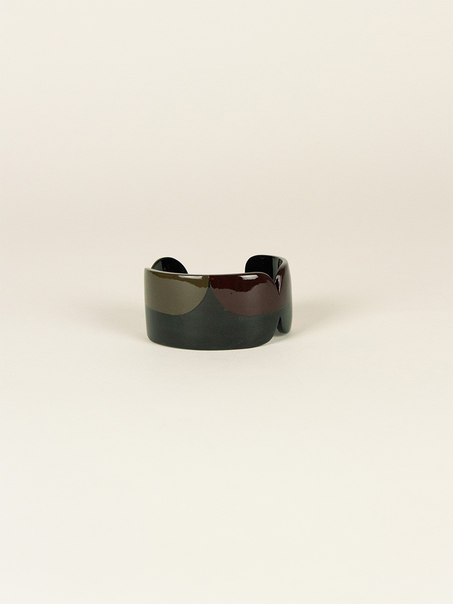 Manchette Nymphe en corne noire et laque Kaki, taille S