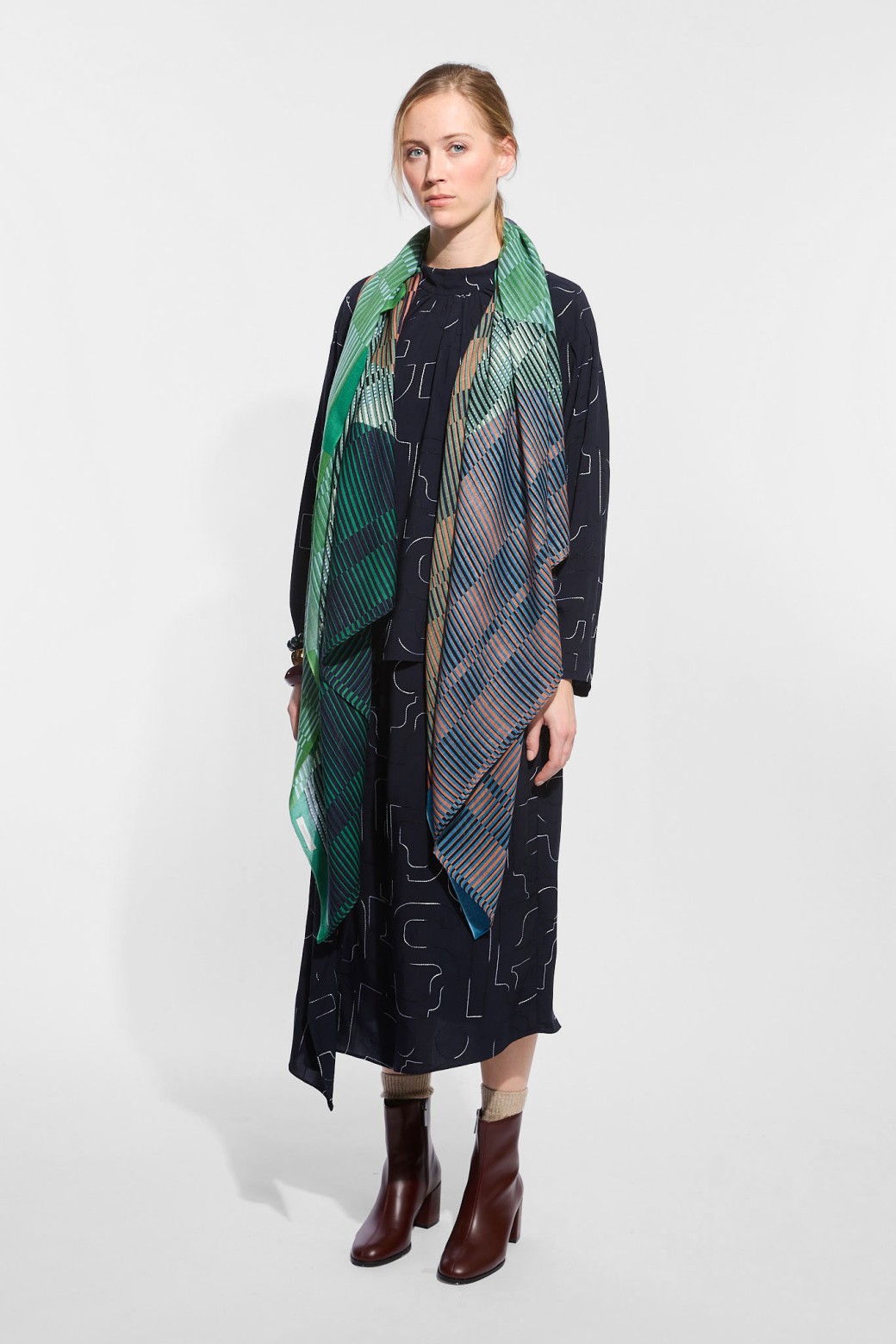 Cadence Green Scarf