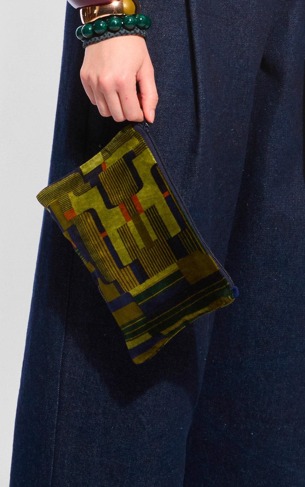 Goa L Oscar Green Pouch