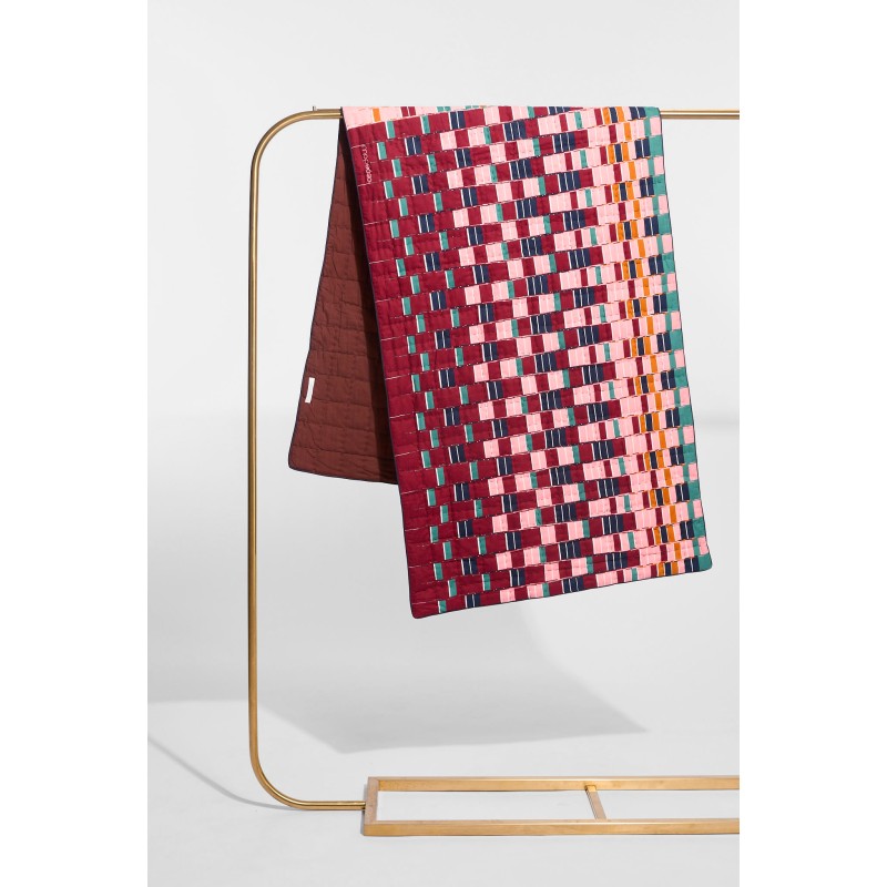 Coral Dedale Quilt